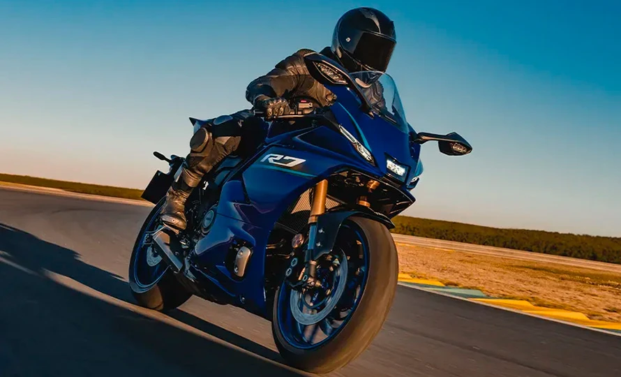 yamaha-nova-r7-conteudo-destaques (14)
